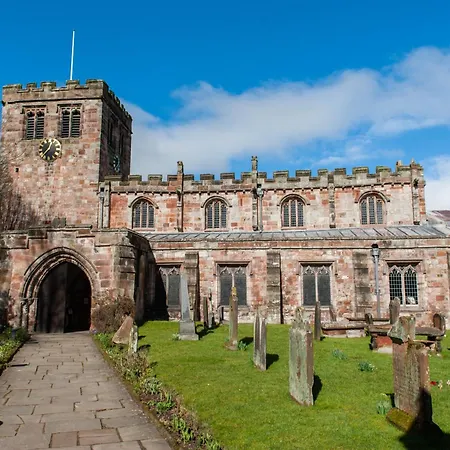 Little Apple Cottage- Free Parking, Hot Tub, Fire, Town Centre * Appleby-in-Westmorland