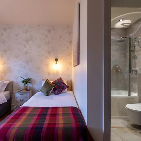 Little Apple Cottage- Free Parking, Hot Tub, Fire, Town Centre Ferienhaus