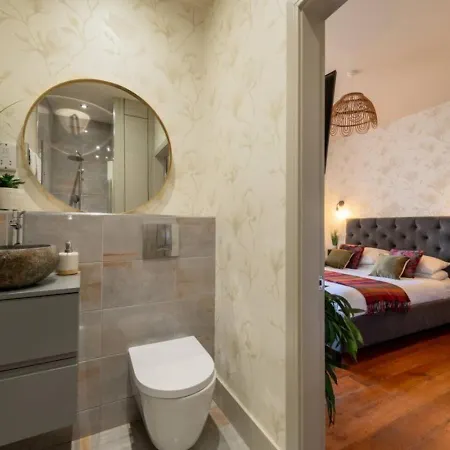 Little Apple Cottage- Free Parking, Hot Tub, Fire, Town Centre * Appleby-in-Westmorland